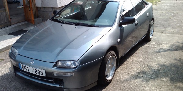 Mazda Familia