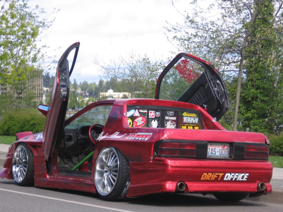 Mazda RX-7 FC wheels TSW Sakata 18″ 9J ET-5 215/35 20″ 10J ET-20 225/35