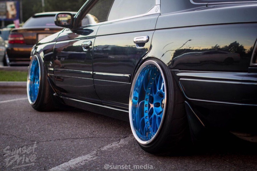 Nissan Laurel C33 wheels Work VS-XX 18″ 11J ET-5 12J ET-16