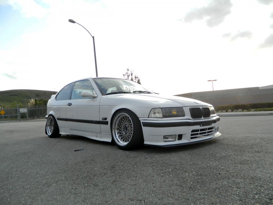 BMW 3 series E36 wheels Hayashi Racing Equipment HR504 16″ 8J ET-5 205/40 318ti Tessa 