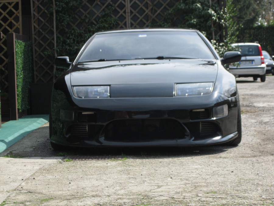 Nissan 300ZX wheels Varrstoen ES 2 18″ 9.5J ET12 235/40 10.5J ET22 265/35