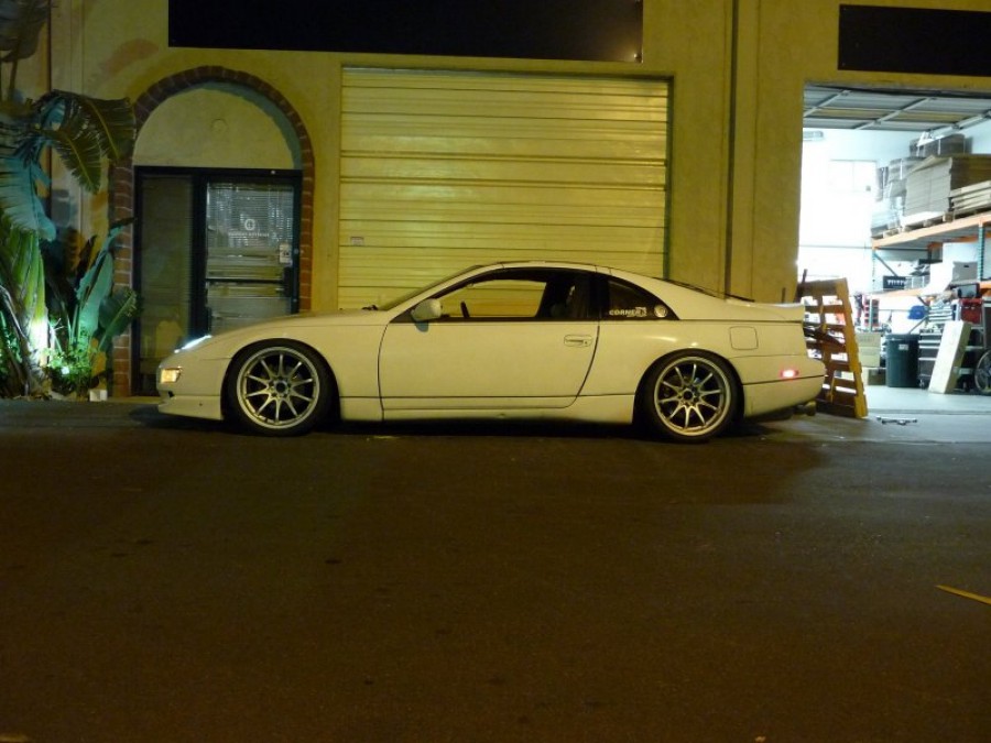 Nissan 300ZX Z32 wheels Rays Volk Racing CE28N 18″ 10.5J ET18 285/30