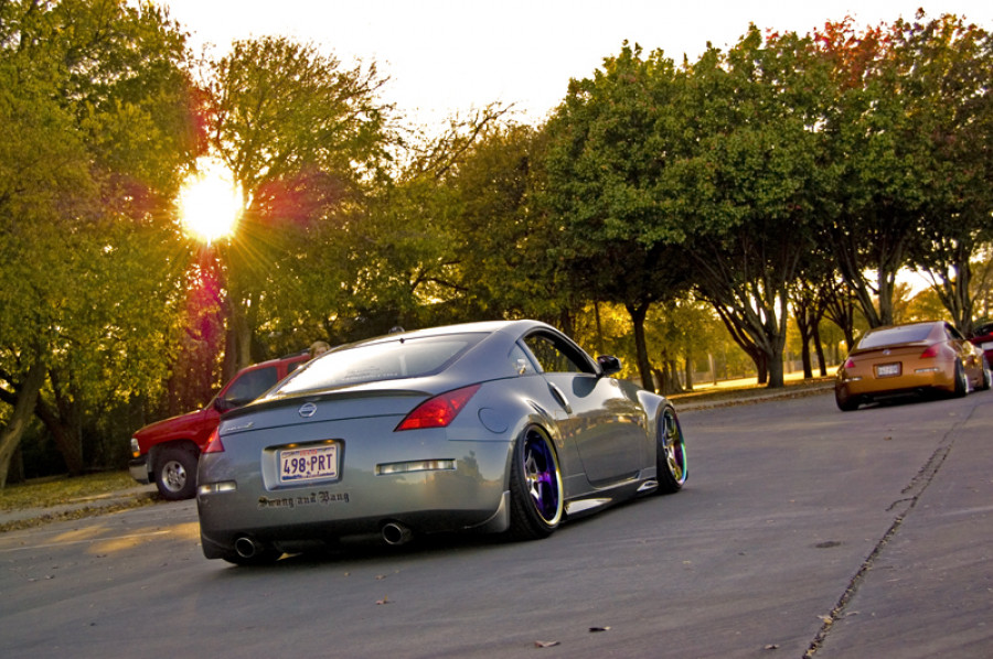 Nissan 350Z wheels Rays Gram Light 57S Pro 19″ 9.5J ET-6 215/35 10J ET-15 235/35