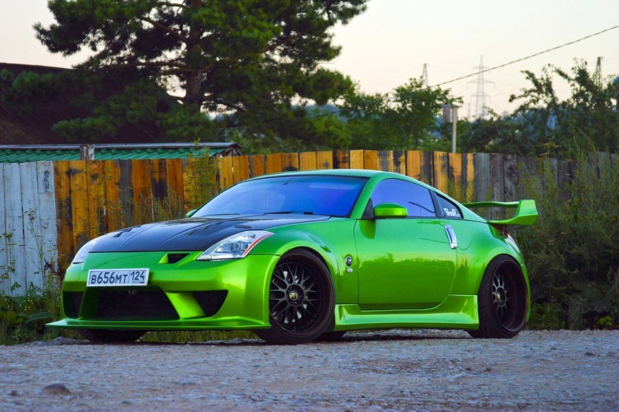 Nissan 350Z wheels Work VS-XX 20″ 10J 235/35 12J ET-4 275/30