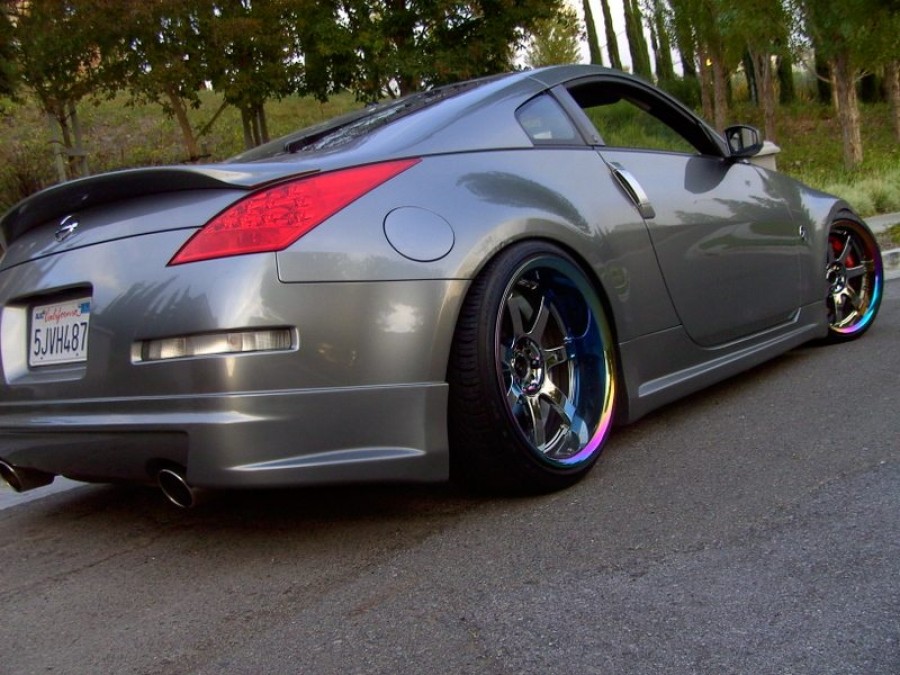 Nissan 350Z wheels Rays Gram Light 57S Pro 19″ 9.5J ET10 235/35 10J ET-15