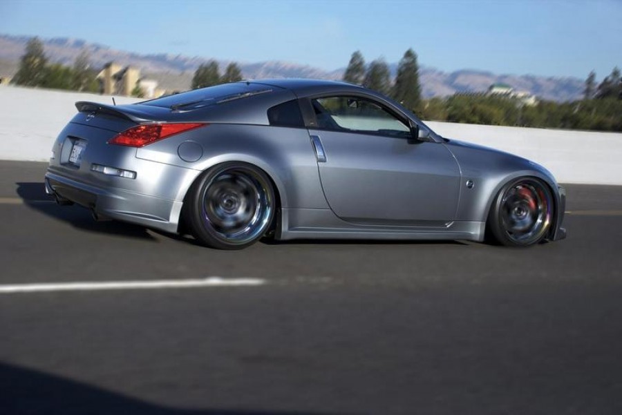 Nissan 350Z wheels Rays Gram Light 57S Pro 19″ 9.5J ET10 235/35 10J ET-15