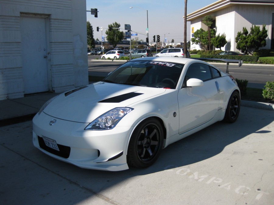 Nissan 350Z wheels Rays Volk Racing TE37 18″ 9.5J ET12 265/35 10.5J ET15 285/35