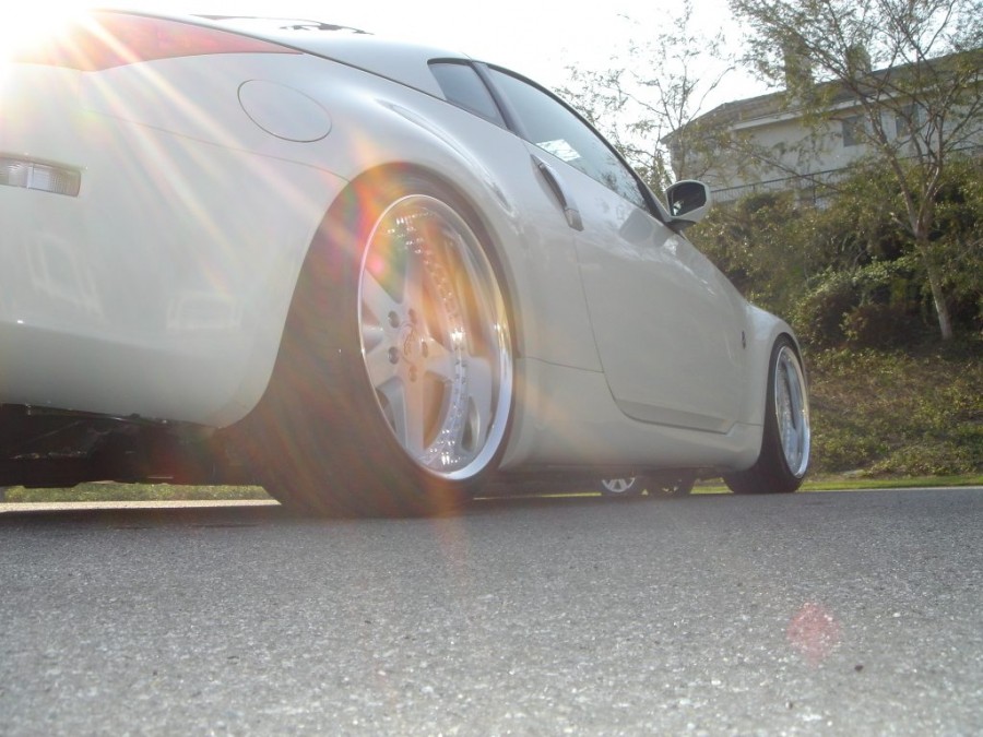 Nissan 350Z wheels Work Equip 05 19″ 9.5J ET19 245/35 11J ET20 275/30
