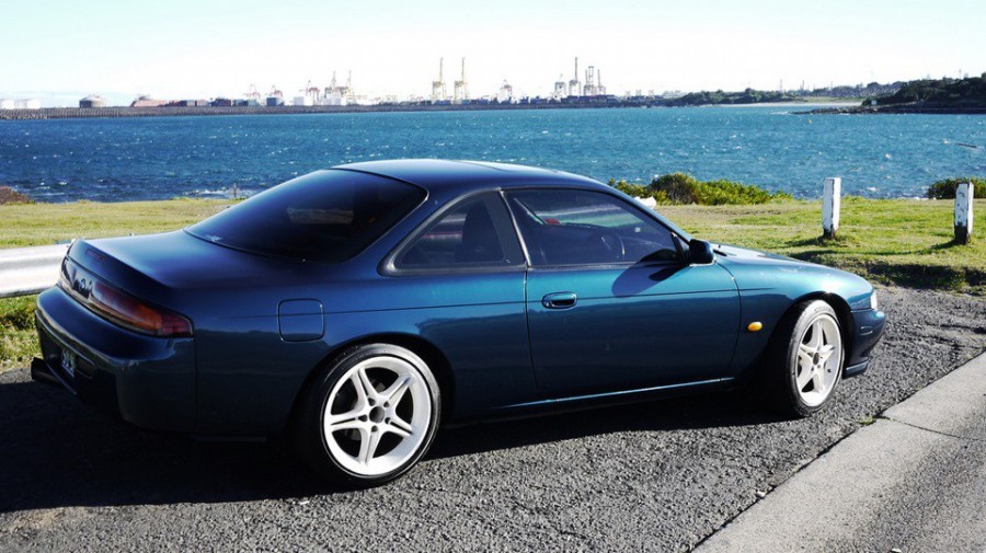 Nissan Silvia S14 wheels AVS VS-5 17″ 9J ET19 Zenki 