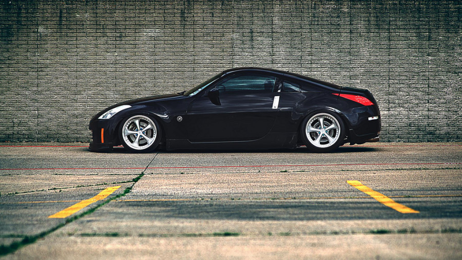Nissan 350Z wheels Work VS-KF 18″ 9.5J ET-18 215/40 11.5J ET-23 255/40