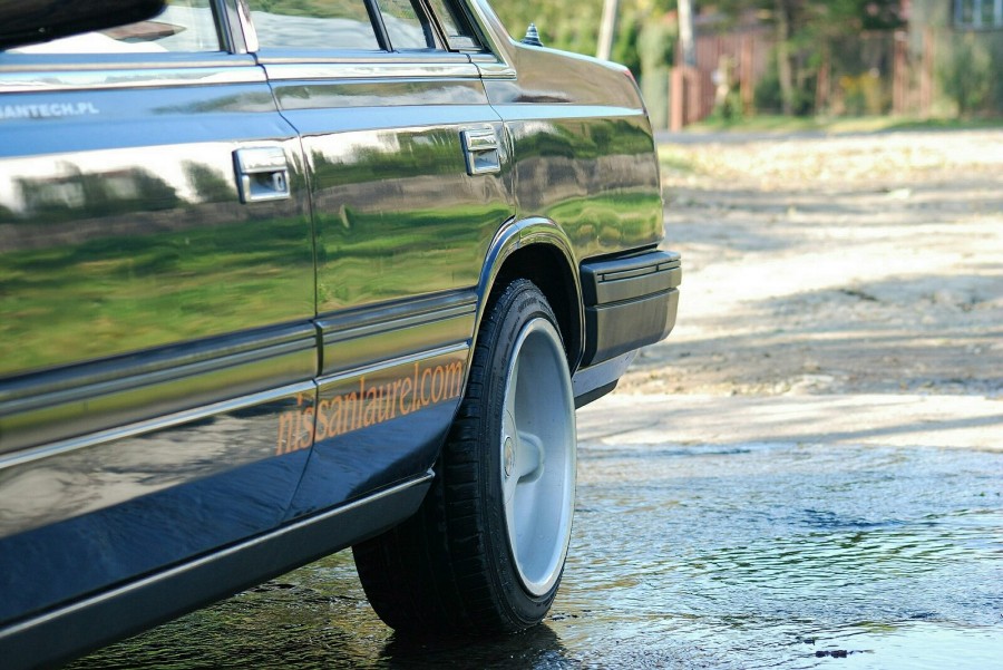 Nissan Laurel C32 wheels Brock B1 16″ 7.5J ET35 195/45 9J ET15 225/40