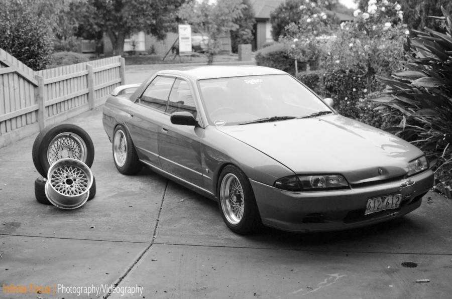 Nissan Skyline R32 Räder SSR Formula Mesh R16 7.5J ET9 195/55 Reverse Mesh 8J sedan 