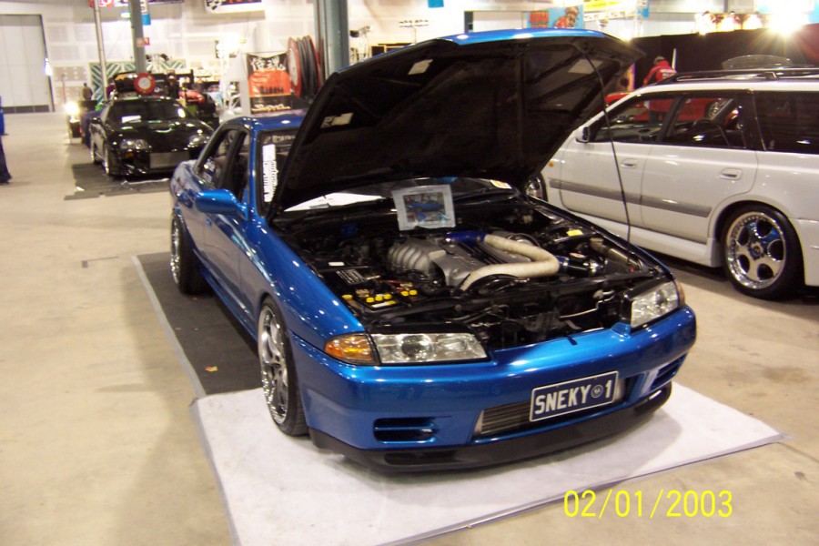 Nissan Skyline R32 Räder ROH Adrenaline R18 10J ET30 225/40 sedan 