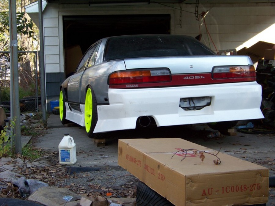 Nissan Silvia S13 Räder Rays Gram Ligths 57 D R18 9.5J ET12 235/40