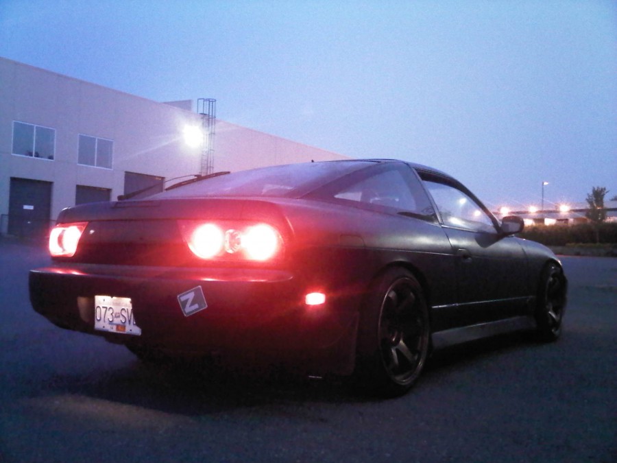 Nissan 180SX/200SX/240SX Räder Rota Grid R18 9.5J ET15 225/40