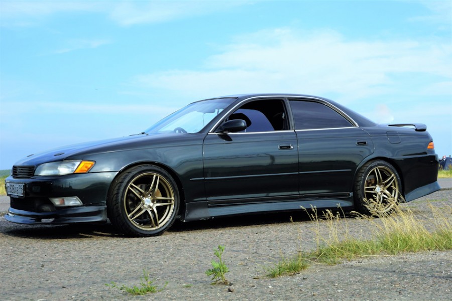 Toyota Mark II 90 Räder AVS Model 5 R18 TourerV 