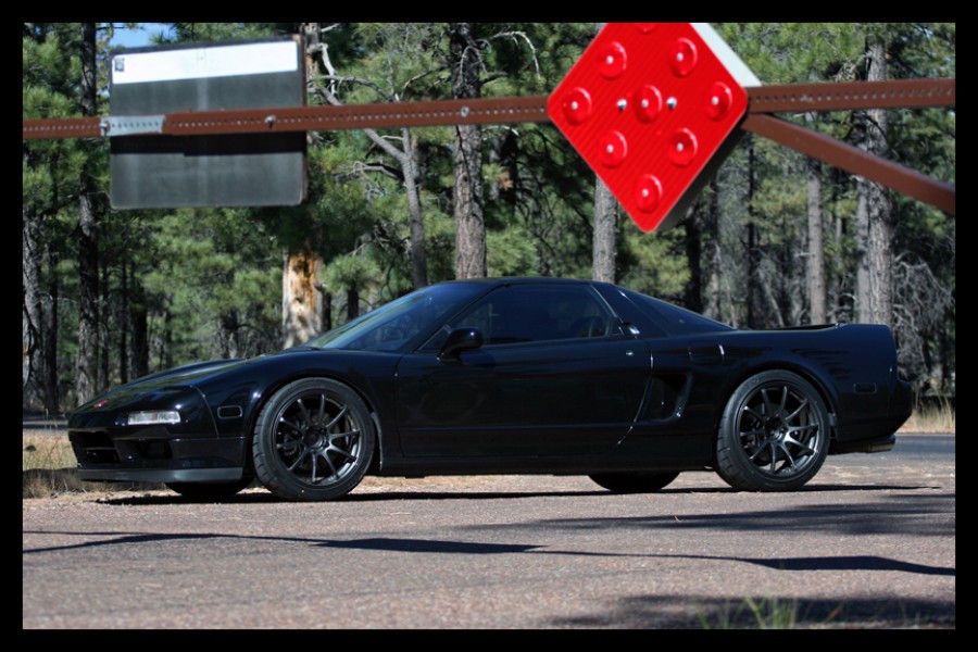Acura NSX 2 generation. NC1 Räder Advan Yokohama RS R17 8J ET37 235/40 R18 10J ET35 275/35