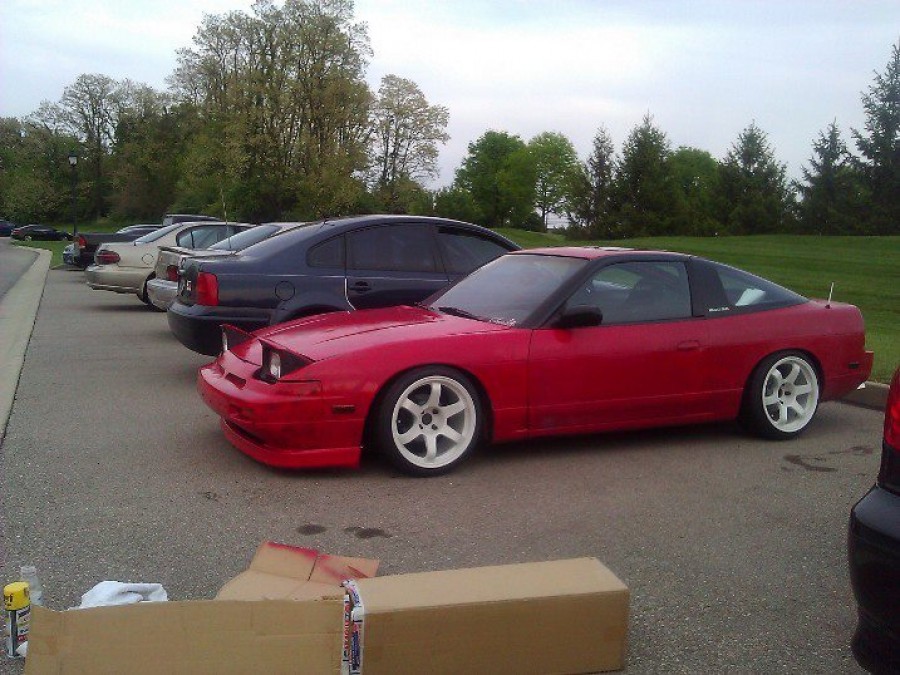 Nissan 180SX/200SX/240SX S13 Räder Rota Grid R17 9.5J ET12 215/40