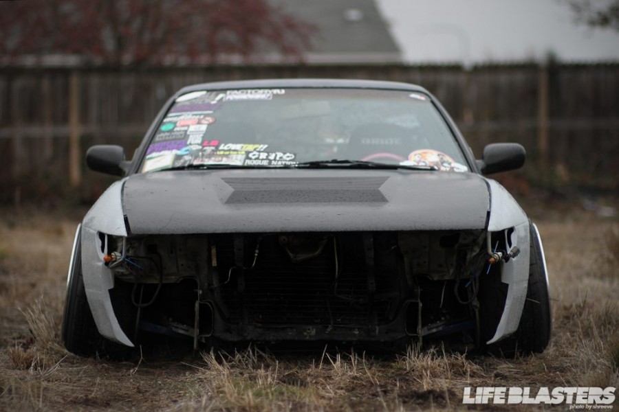 Nissan Silvia S13 Räder Work VS-KF R17 10.5J ET-14 215/40 225/45