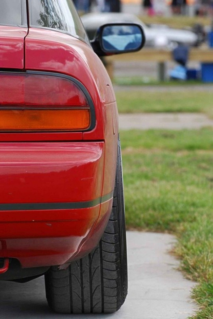 Nissan 180SX/200SX/240SX Räder .COM Racing Chrome R17 9J ET15 215/45