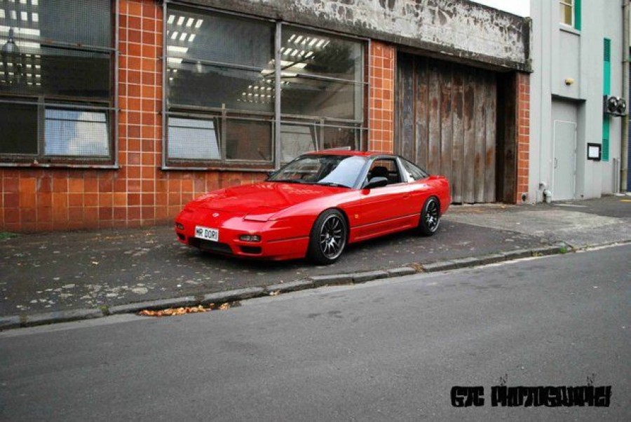 Nissan 180SX/200SX/240SX Räder .COM Racing Chrome R17 9J ET15 215/45