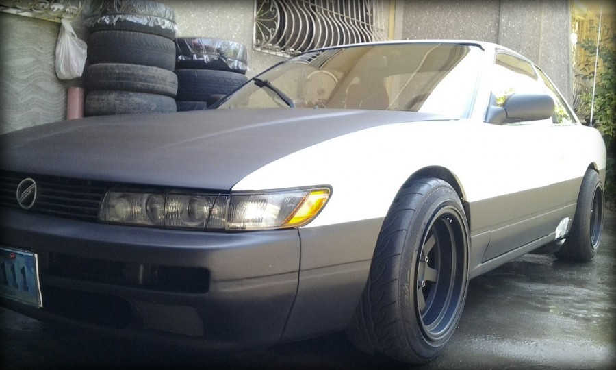 Nissan Silvia S13 Räder Rota Grid R15 9J ET-10 195/55