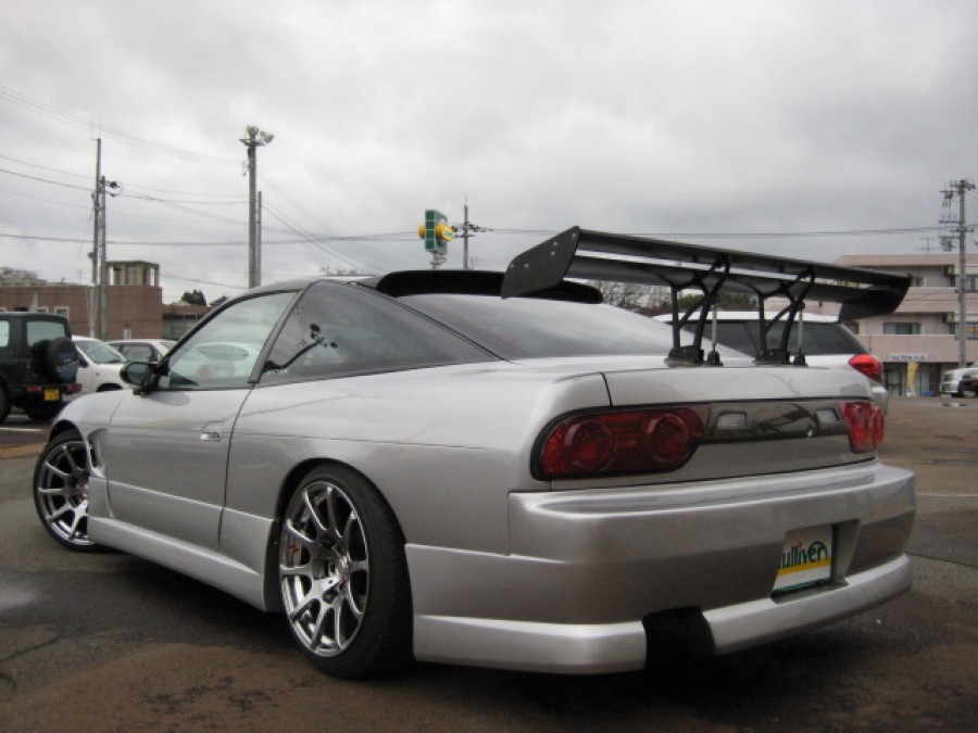 Nissan 180SX/200SX/240SX Räder Racing hart CP-510 R18 9J ET19 215/40 10J 235/40