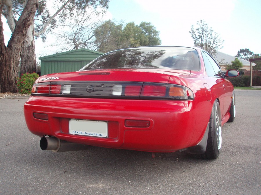 Nissan Silvia S14 Räder Rays Gram Light 57S Pro R18 9.5J ET12 225/40 10J 235/40