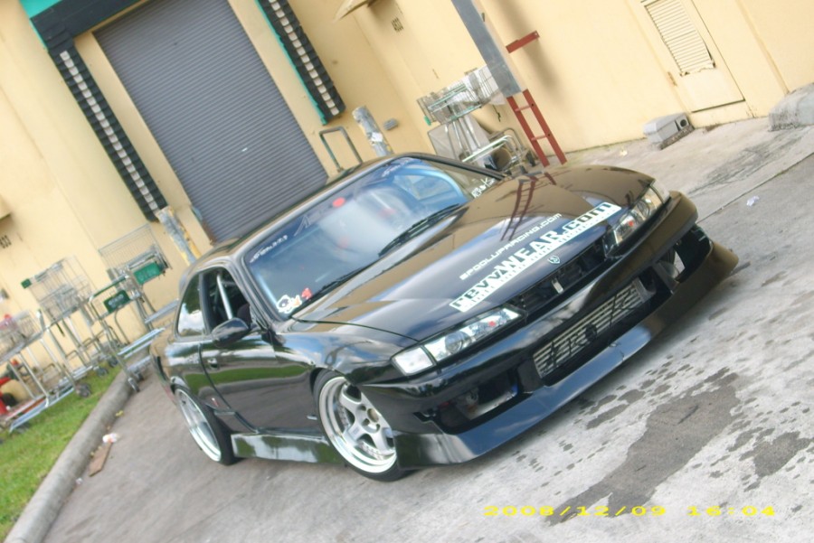 Nissan Silvia S14 Räder SSR Professor SP1 R17 9J ET-2 215/45 R18 10J ET-1 225/40