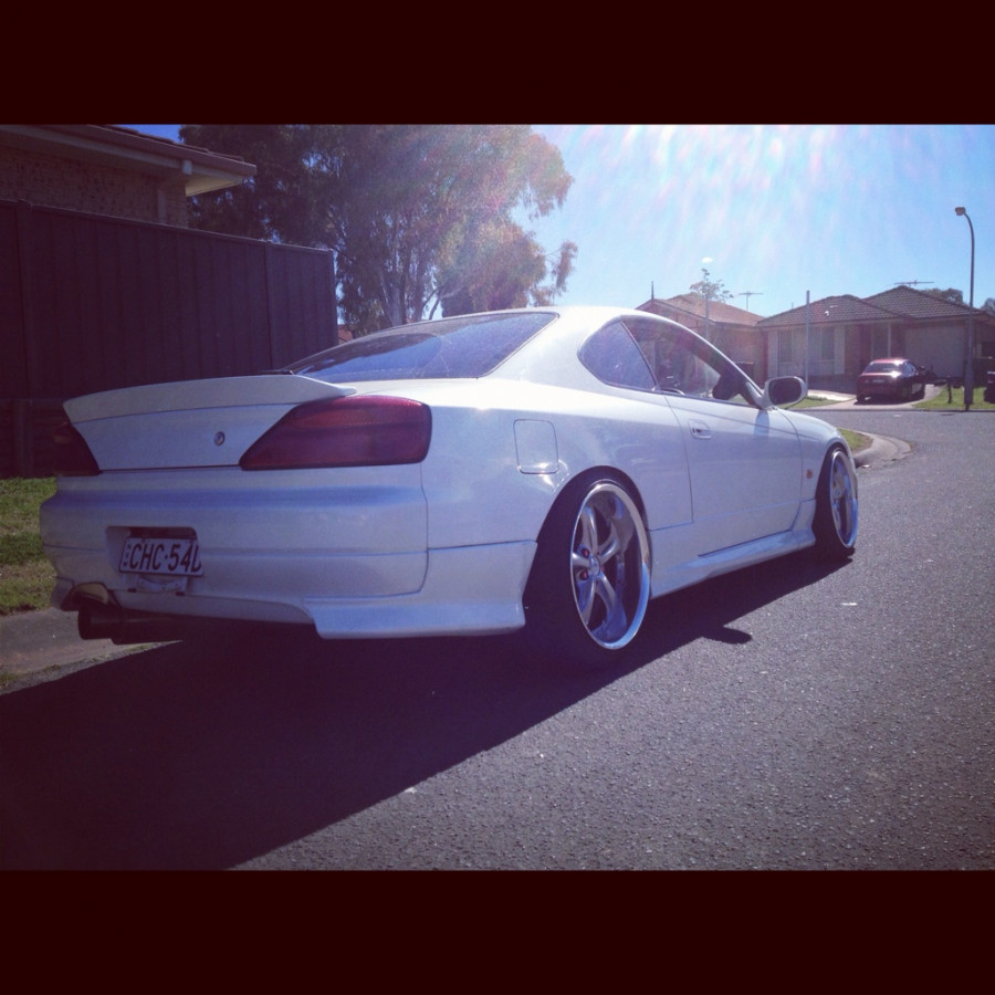 Nissan Silvia S15 Räder Work VS-KF R18 9.5J ET14 225/40 10.5J ET32 235/40