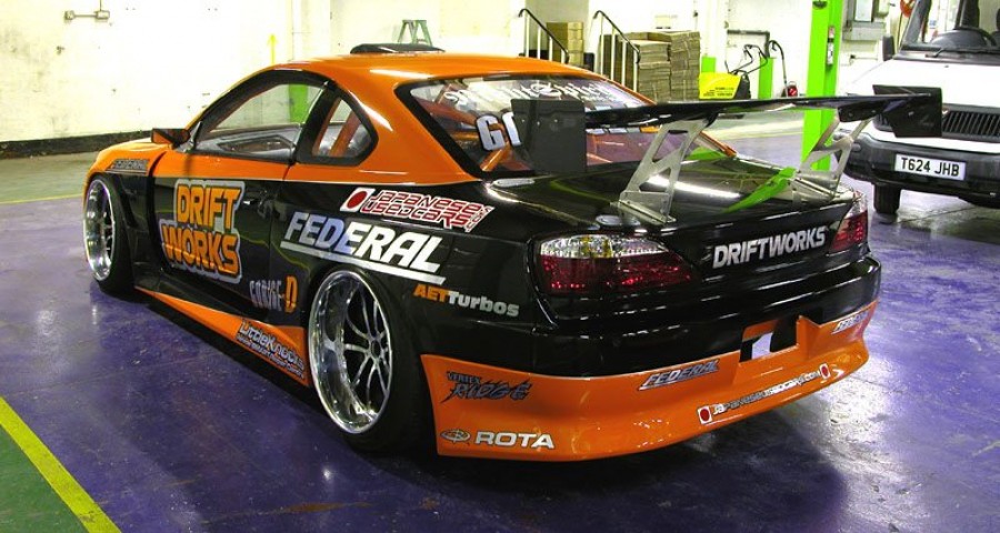 Nissan Silvia S15 Räder Bersaglio Spoke R19 10J 235/30 12J ET-15 275/35