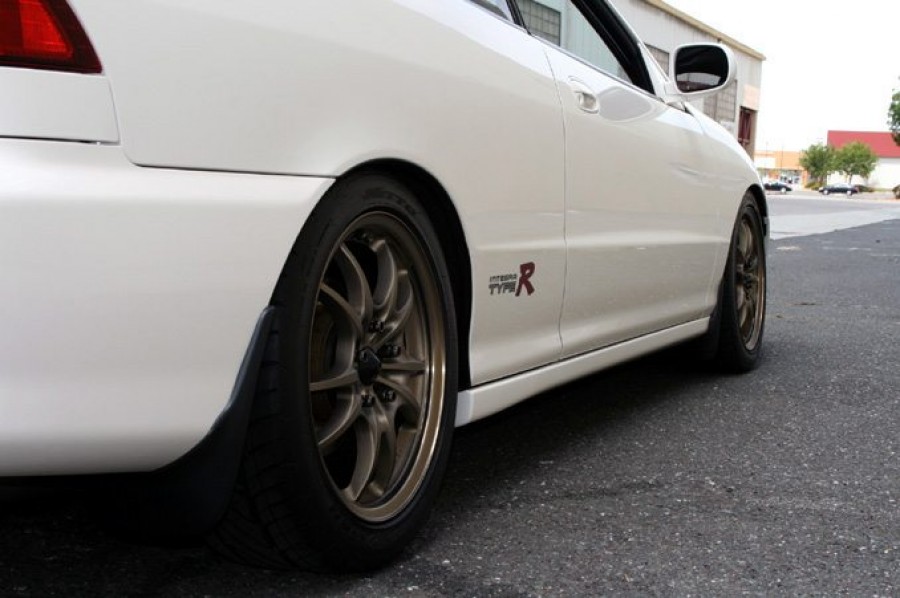 Acura Integra DB6-DB9, DC1-DC2, DC4 Räder Mugen MF10 R16 7J ET43 205/45