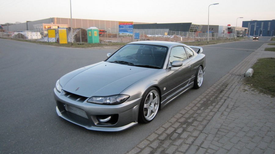 Nissan Silvia S15 Räder Rota GTR R18 8.5J ET35 215/40 GTR-D 10J 255/35