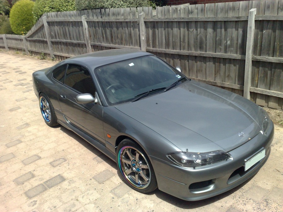 Nissan Silvia S15 Räder Rays Gram Light 57S Pro R18 9J ET30 225/40 9.5J ET20 235/40