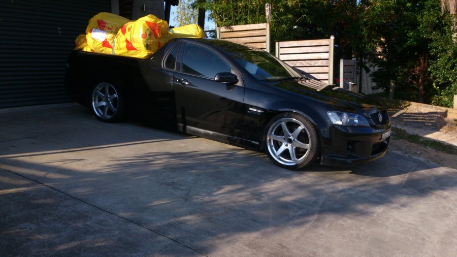 Pontiac G8 Räder Koya Cosmis R20 9J ET20 245/35