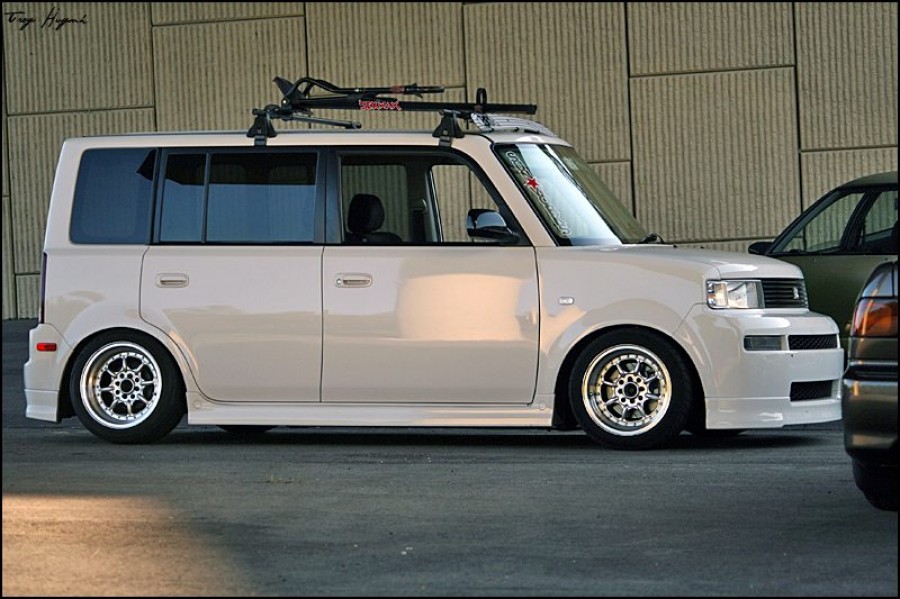 Scion xB Räder XXR 002 R15 8J 195/50