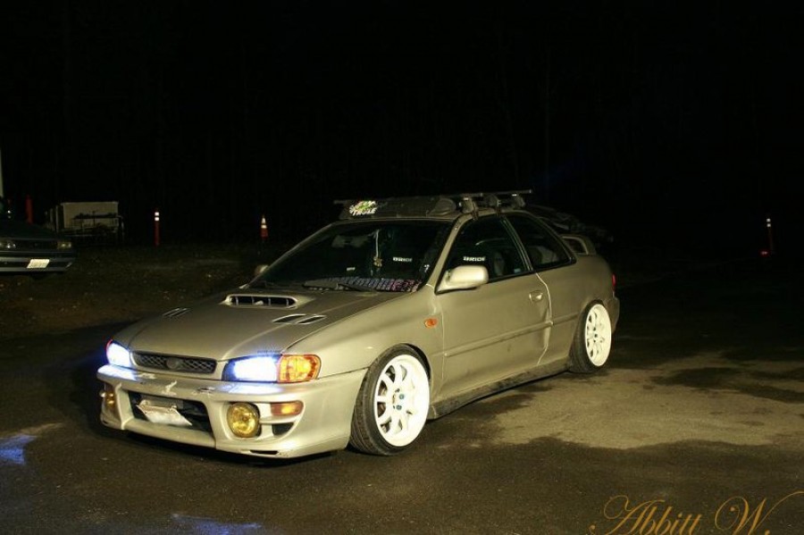 Subaru Impreza GM, GC, GF Räder Work Emotion XD9 R17 8.5J ET42 205/40 HYPHYmoment 