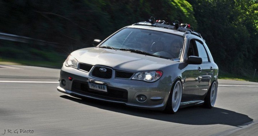 Subaru Impreza Räder 5Zigen FN01R-C R17 8J ET35 205/40 Wagon 