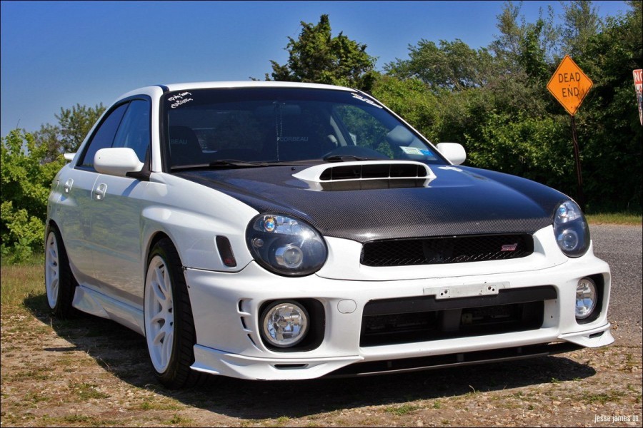 Subaru Impreza Räder Rota Torque R R17 9J ET30 235/40