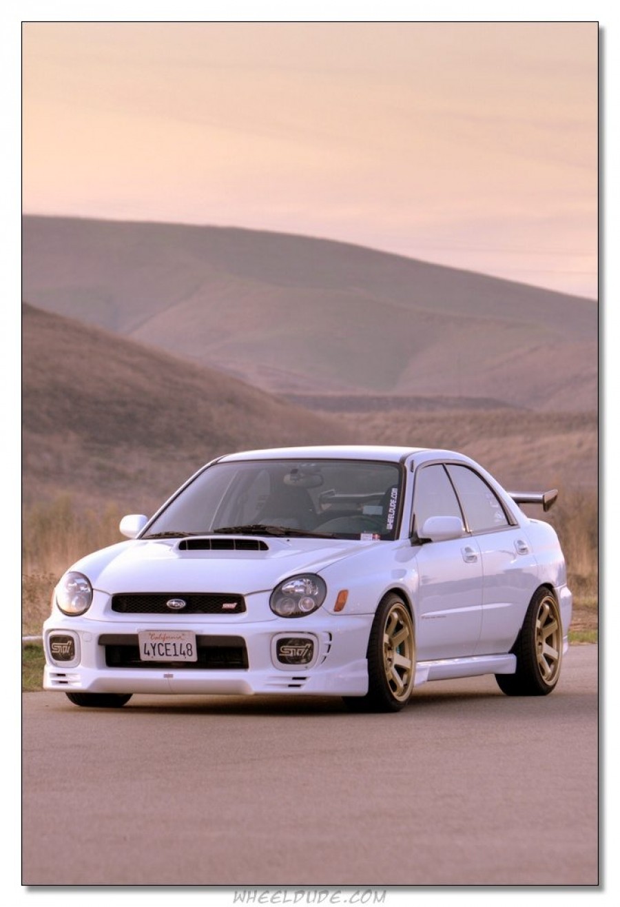 Subaru Impreza Räder Rota Grid R18 9.5J ET38 245/35