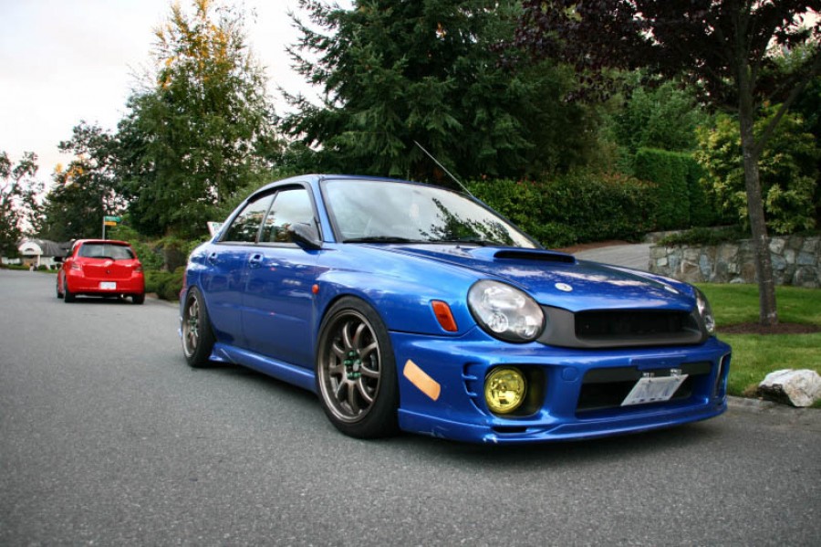 Subaru Impreza Räder Work Emotion XD9 R17 8.5J ET22 225/45