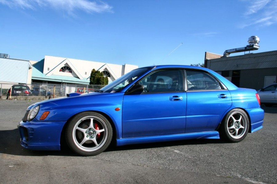Subaru Impreza Räder Enkei RP02 R17 7.5J ET28 225/45