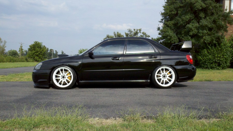 Subaru Impreza Räder Rota Torque R R18 9.5J ET30 225/40 ET35 WRX STI 