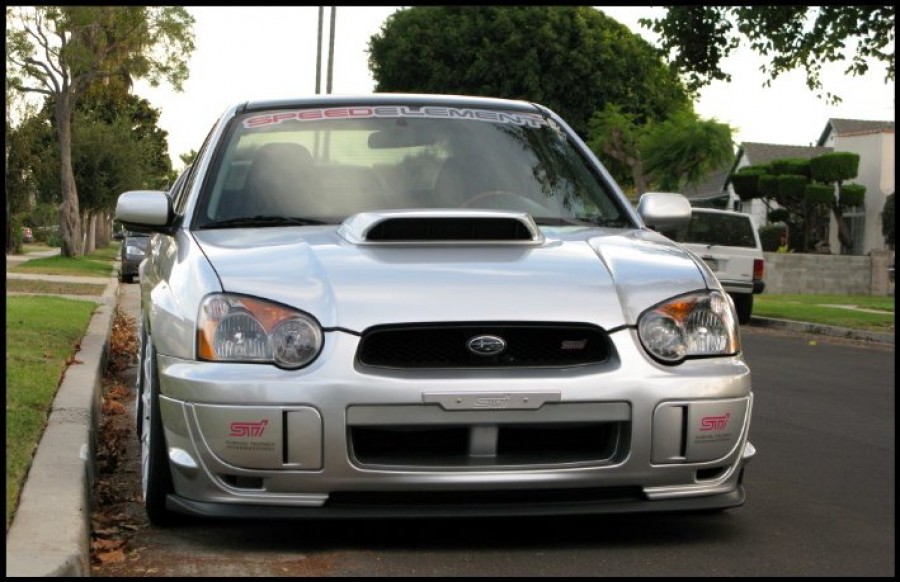 Subaru Impreza Räder Rota G-force R18 9J ET35 235/40 WRX STI 