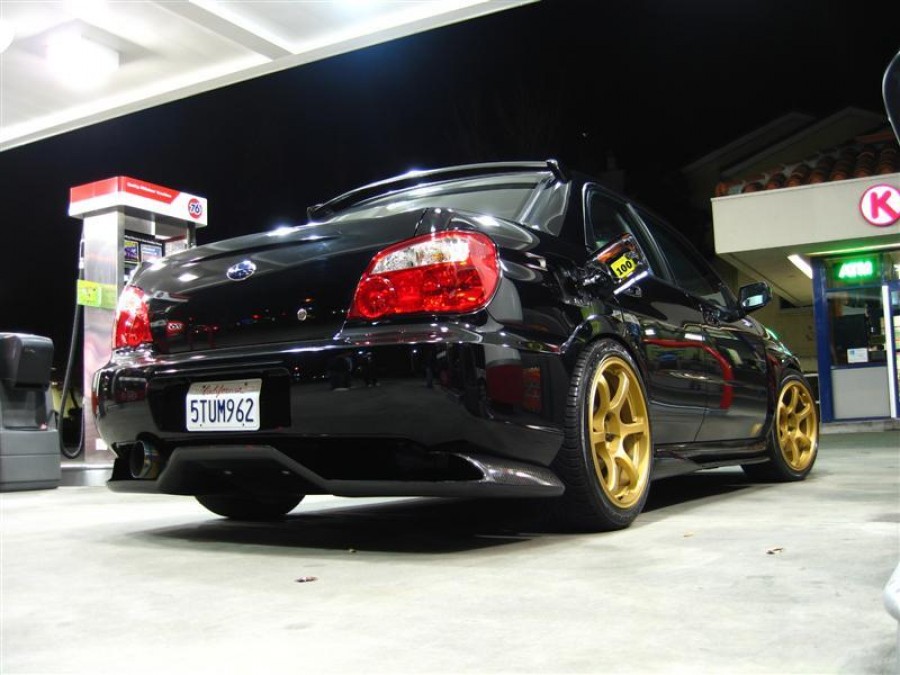 Subaru Impreza Räder Rota Boost R18 9J ET30 235/40 WRX STI 