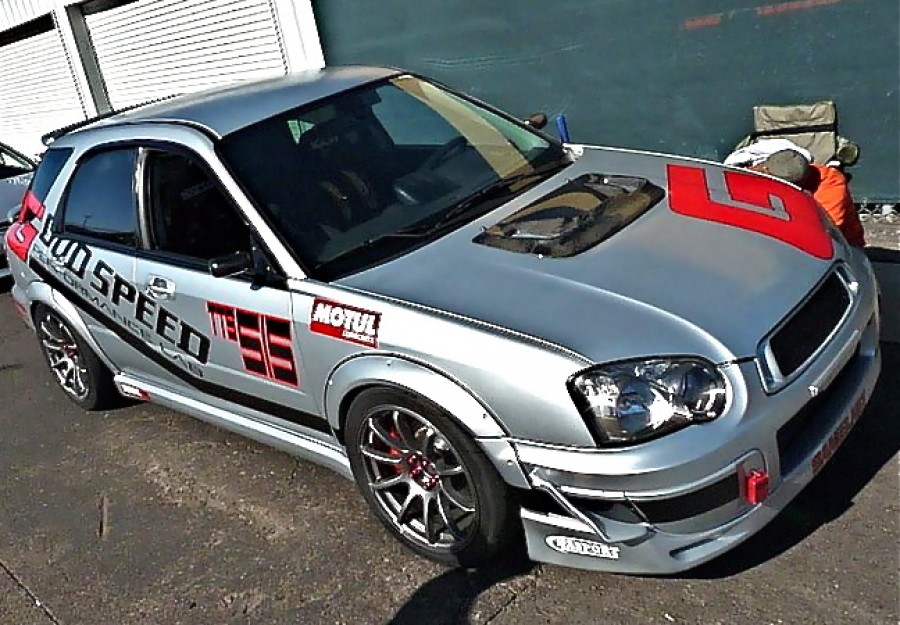 Subaru Impreza Räder Rota G-force R18 9J ET35 255/35 WRX Wagon 