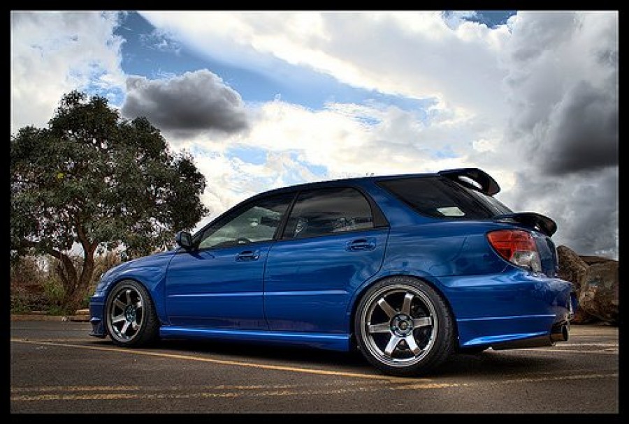 Subaru Impreza Räder Rota Grid R18 10J ET30 255/35 ET32 WRX Wagon 