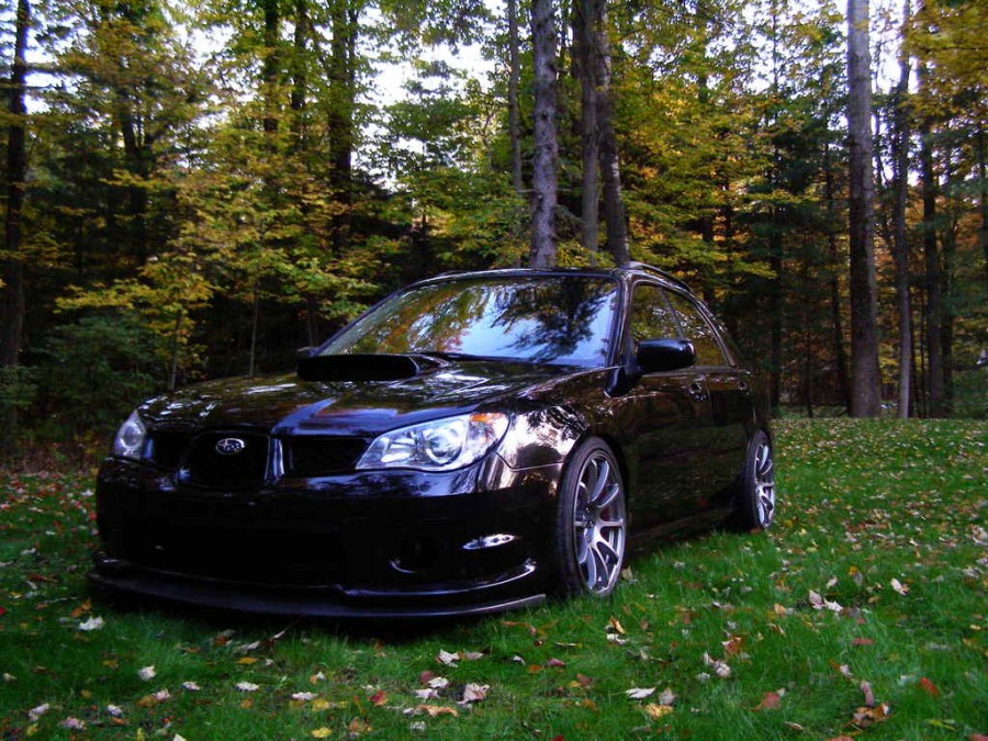 Subaru Impreza Räder Rota G-force R18 9J ET35 235/40 WRX Wagon 