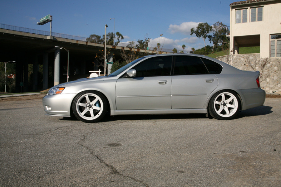 Subaru Legacy BL, BP Räder Rota Grid R18 9.5J ET38 235/40
