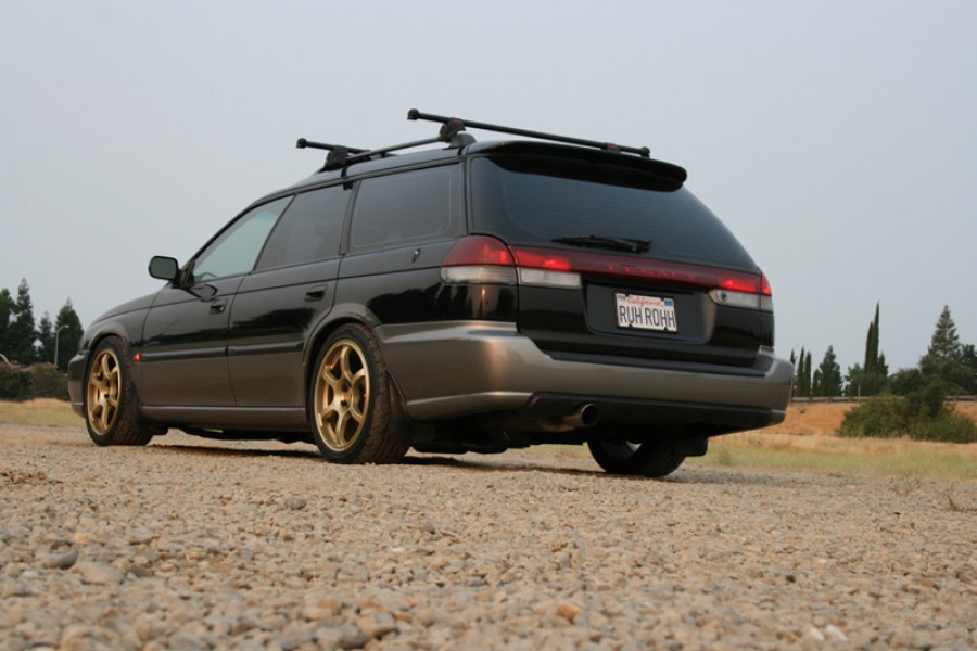 Subaru Legacy BD, BG, BK Räder Rota Boost R17 8J ET48 235/40 Wagon 